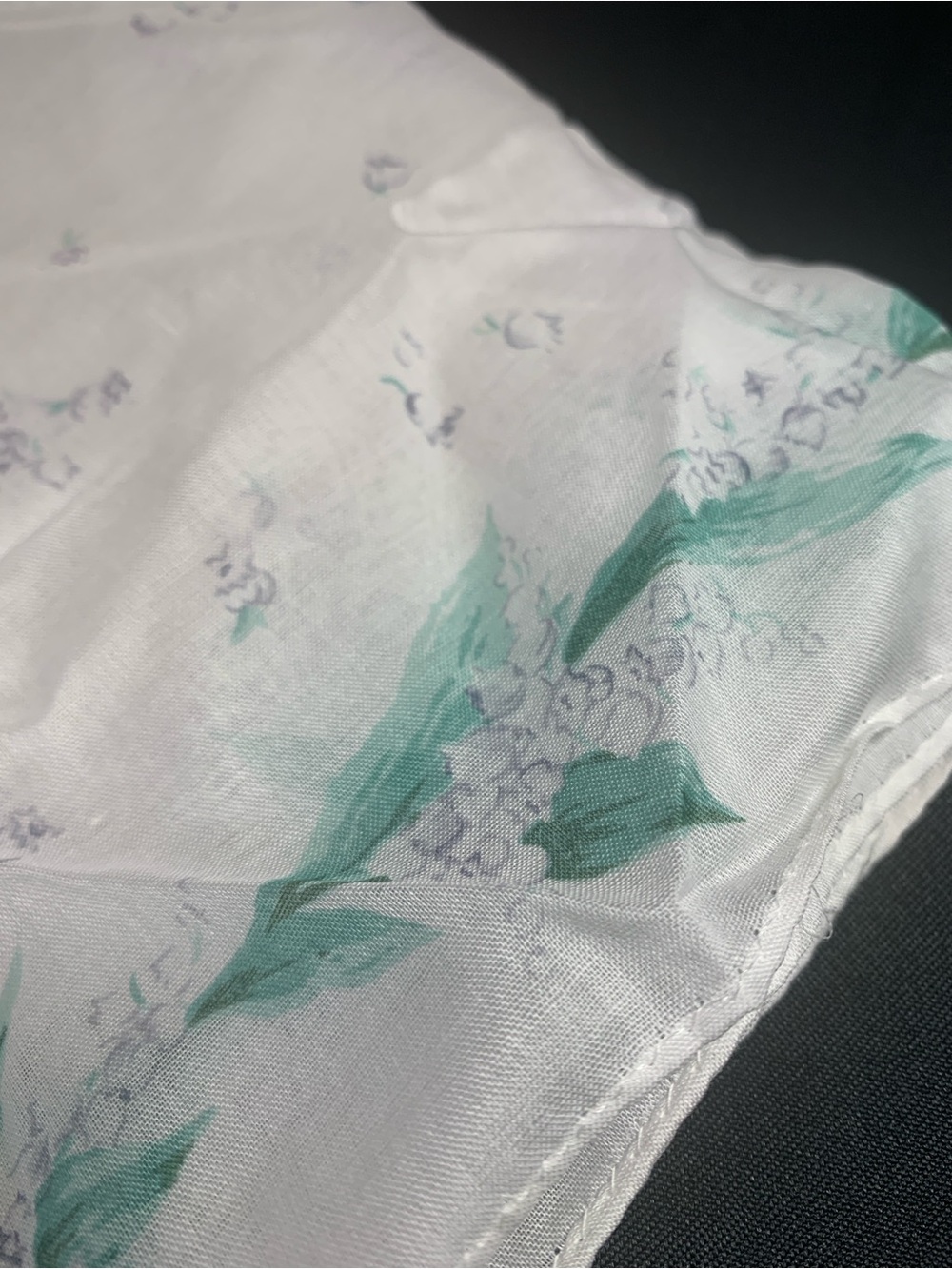 Dior Floral Mini Scarf in White and Green - Picture 12 of 16